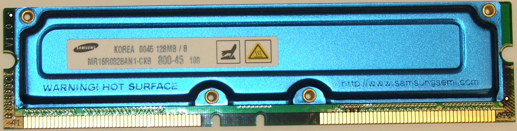 Semiconductor memory chips on a circuit board